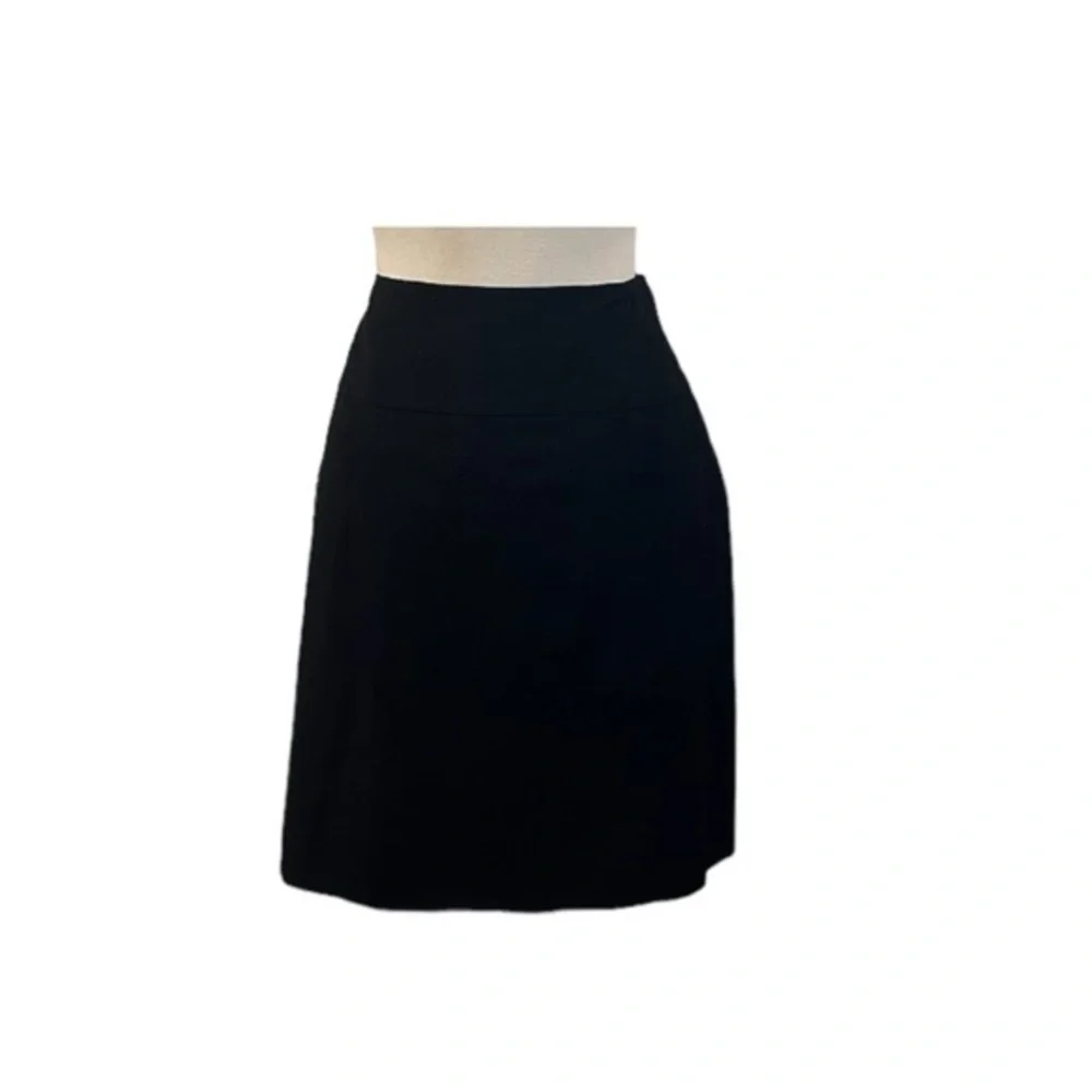 Chanel Boutique Skirt‎ With Pockets Size 36 US Small